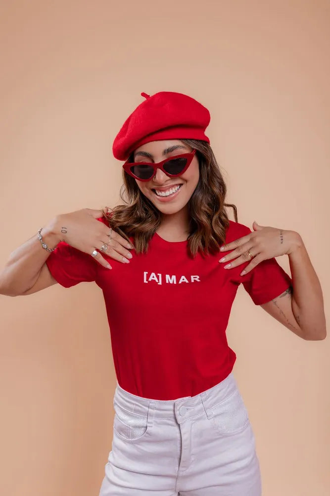 T-Shirt - [A]mar (Alto Relevo) - Vermelho