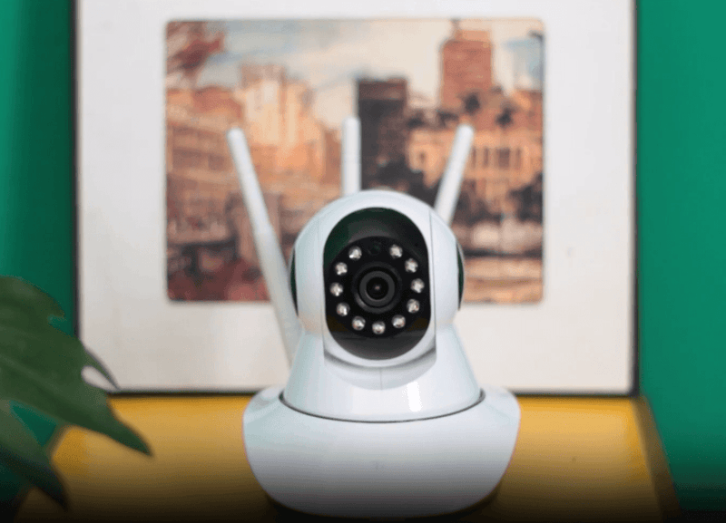 Câmera para Vigilância e Babá Eletrônica Wifi 360º - Controle via Smartphone Blackhurst