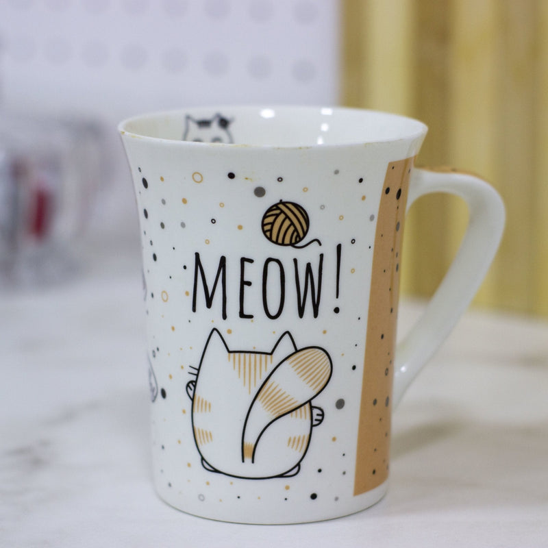 Caneca Louca por Gatos com Alça - 340ml - Blackhurst